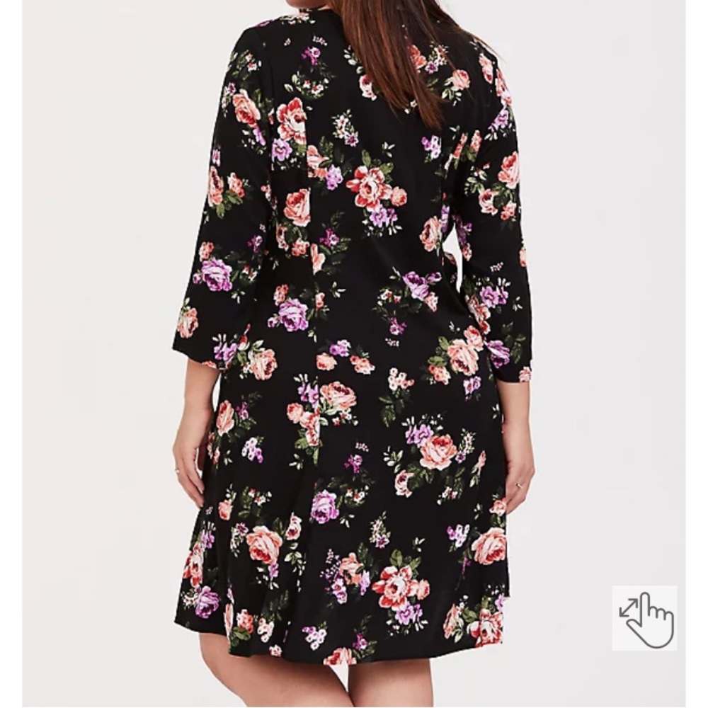 Torrid Floral Challis Dress 1X Button Front Trapeze Boho - Picture 2 of 6